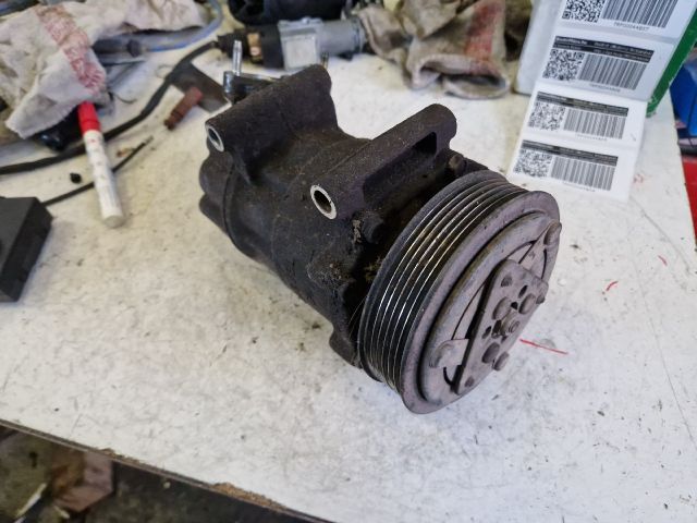 bontott PEUGEOT 307 Klímakompresszor