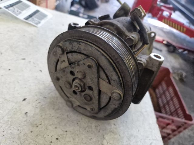 bontott PEUGEOT 307 Klímakompresszor