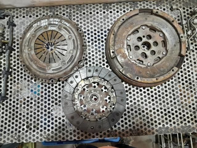 bontott PEUGEOT 307 Kuplung Szett (Szerkezet, Tárcsa)