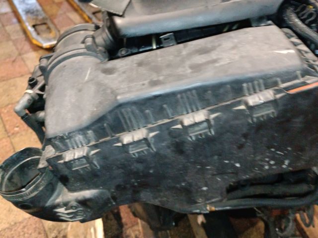 bontott PEUGEOT 307 Légszűrő Ház