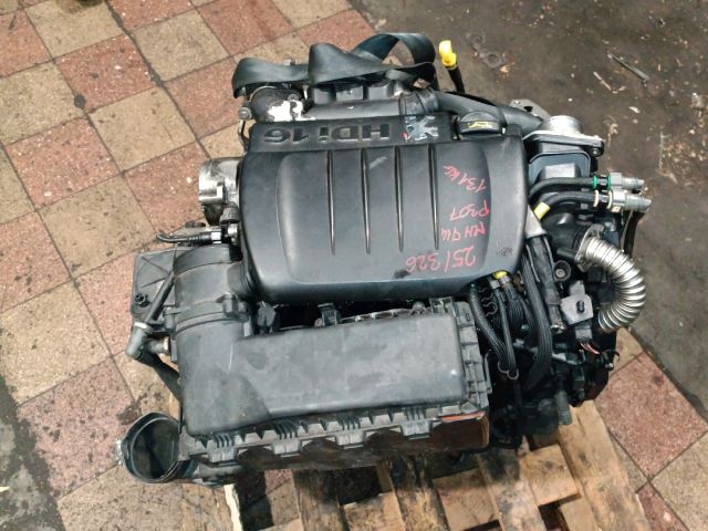 bontott PEUGEOT 307 Motor (Fűzött blokk hengerfejjel)