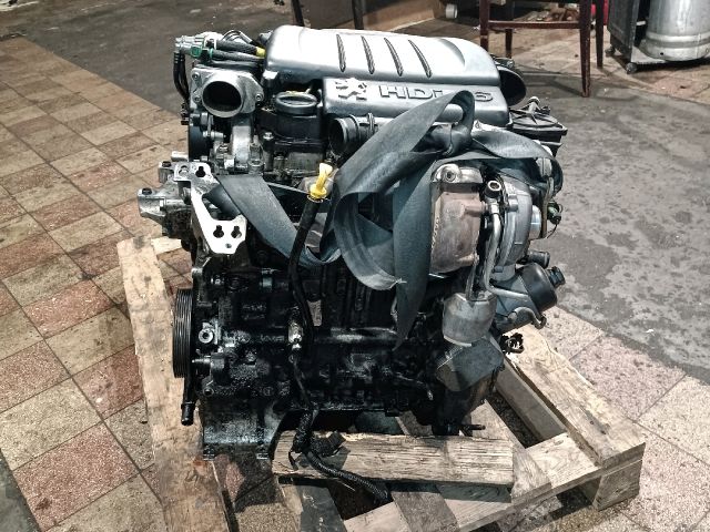 bontott PEUGEOT 307 Motor (Fűzött blokk hengerfejjel)