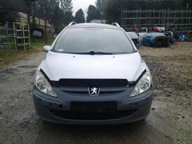 bontott PEUGEOT 307 Motor (Fűzött blokk hengerfejjel)