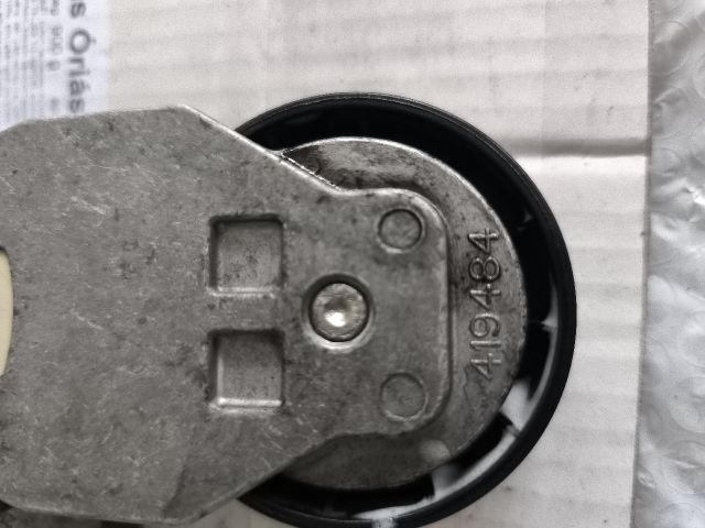 bontott PEUGEOT 307 Szíjfeszítő Görgő