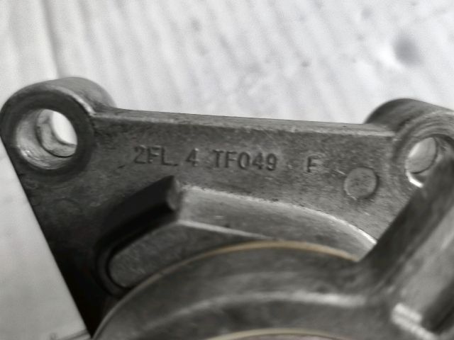 bontott PEUGEOT 307 Szíjfeszítő Görgő