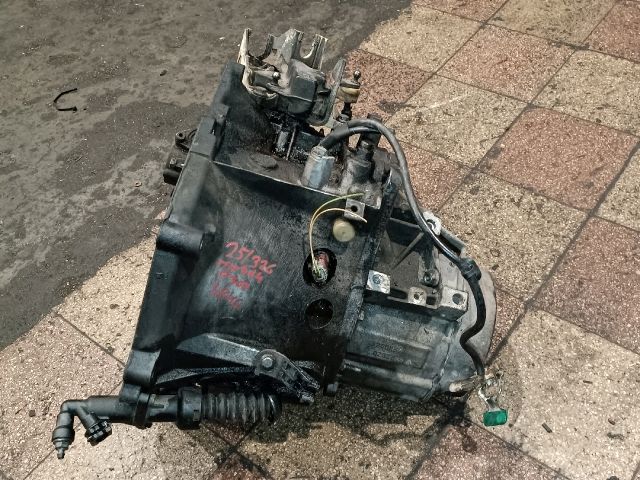 bontott PEUGEOT 307 Váltó (Mechanikus)