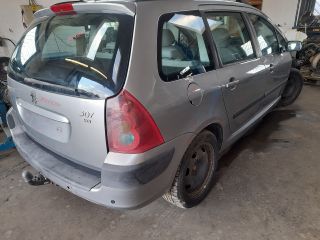 bontott PEUGEOT 307 Jobb első Féknyereg Munkahengerrel