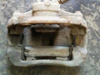 bontott PEUGEOT 307 Jobb első Féknyereg Munkahengerrel