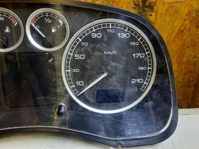 bontott PEUGEOT 307 Kilométeróra