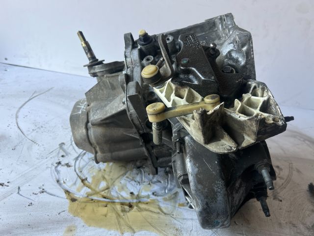 bontott PEUGEOT 307 Váltó (Mechanikus)