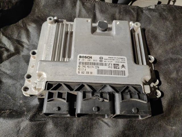 bontott PEUGEOT 307 Motorvezérlő