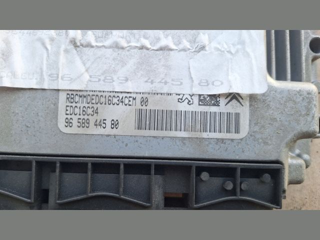 bontott PEUGEOT 307 Motorvezérlő