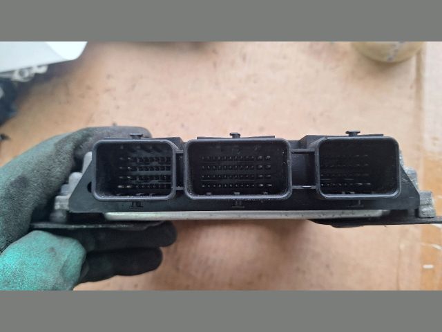 bontott PEUGEOT 307 Motorvezérlő