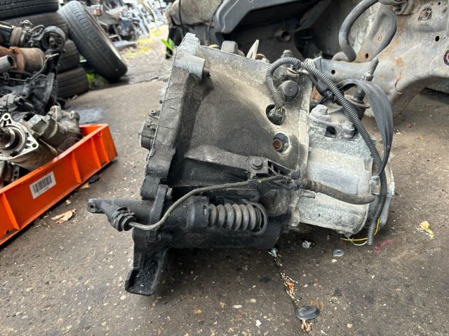 bontott PEUGEOT 307 Váltó (Mechanikus)