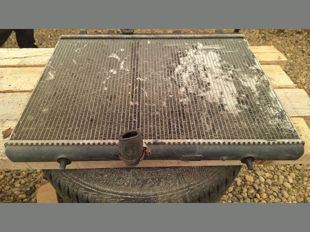 bontott PEUGEOT 307 Vízhűtő Radiátor (Klímás)