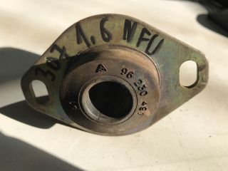 bontott PEUGEOT 307 Motor Tartó Bak (Fém)