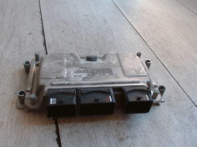 bontott PEUGEOT 307 Motorvezérlő