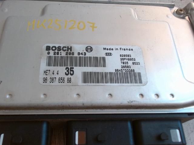 bontott PEUGEOT 307 Motorvezérlő
