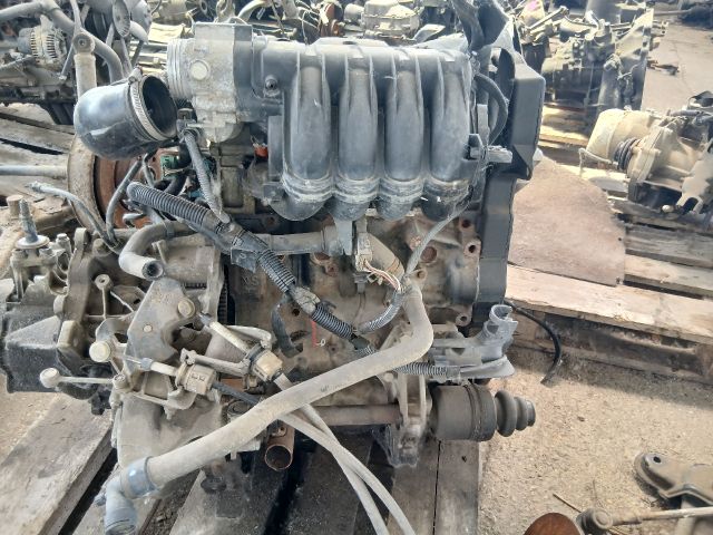 bontott PEUGEOT 307 Porlasztó Sor / Híd