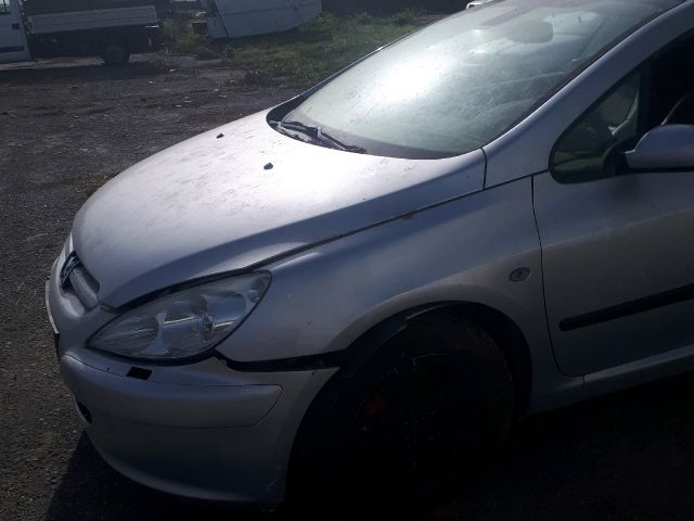 bontott PEUGEOT 307 Bal első Gólyaláb (Lengécsillapító, Rugó)