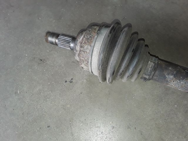 bontott PEUGEOT 307 Bal Féltengely