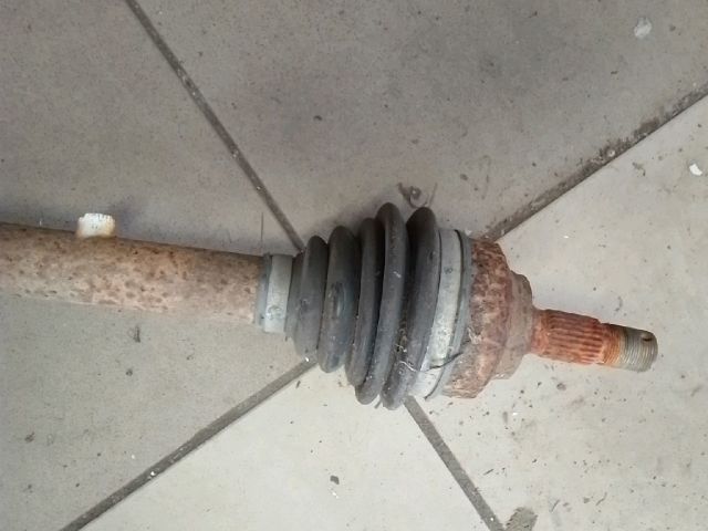 bontott PEUGEOT 307 Bal Féltengely