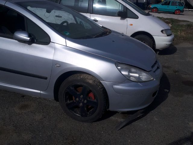 bontott PEUGEOT 307 Jobb első Csonkállvány Kerékaggyal