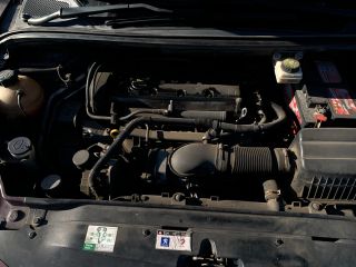 bontott PEUGEOT 307 Motor (Fűzött blokk hengerfejjel)
