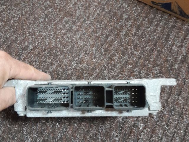 bontott PEUGEOT 307 Motorvezérlő