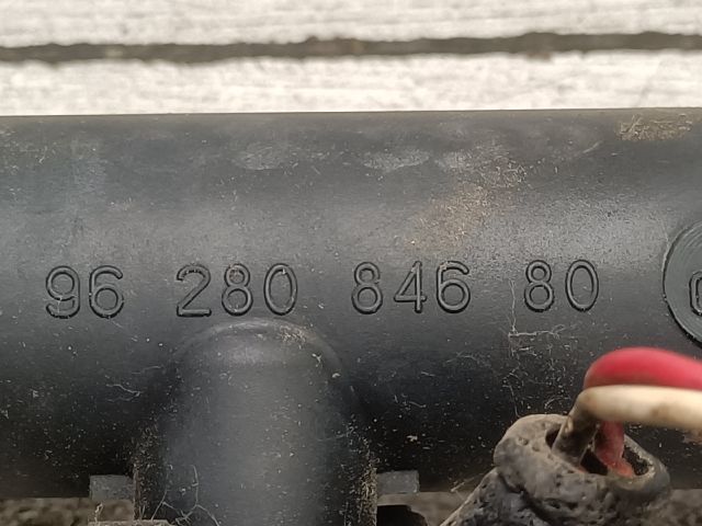 bontott PEUGEOT 307 Porlasztó (1 db)