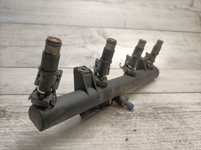 bontott PEUGEOT 307 Porlasztó (1 db)