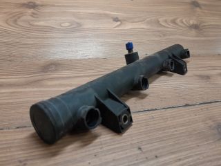 bontott PEUGEOT 307 Porlasztó Sor / Híd