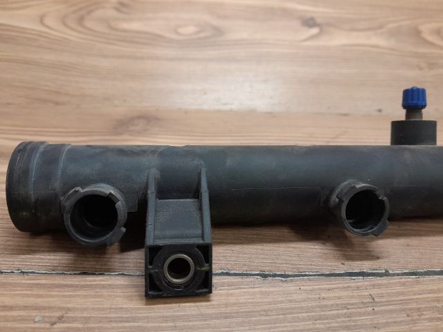 bontott PEUGEOT 307 Porlasztó Sor / Híd