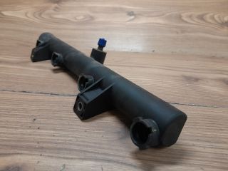 bontott PEUGEOT 307 Porlasztó Sor / Híd