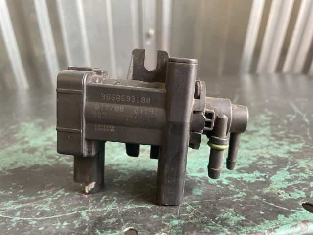 bontott PEUGEOT 307 Turbó Vákum Szelep