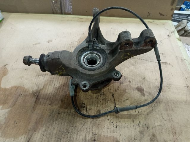 bontott PEUGEOT 307 Bal első Csonkállvány Kerékaggyal