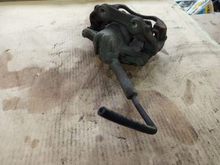 bontott PEUGEOT 307 Bal első Féknyereg Munkahengerrel