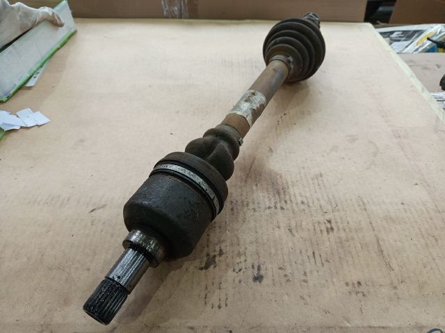 bontott PEUGEOT 307 Bal Féltengely