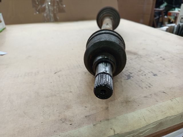 bontott PEUGEOT 307 Bal Féltengely