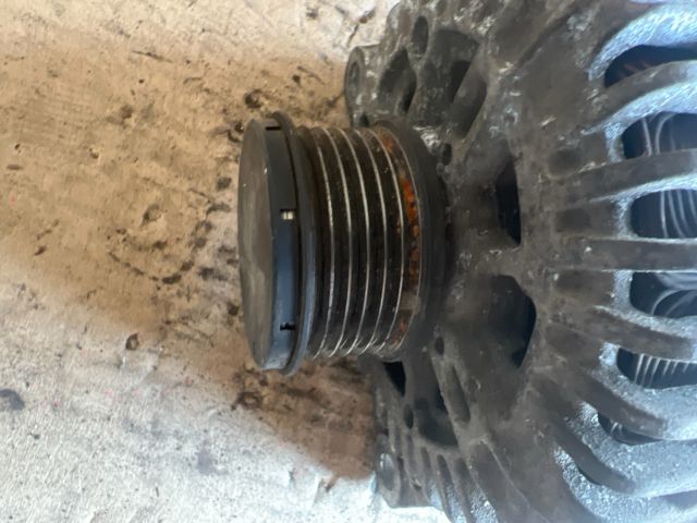 bontott PEUGEOT 307 Generátor