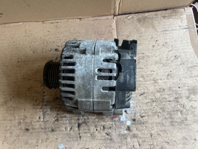bontott PEUGEOT 307 Generátor