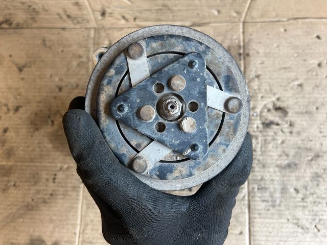 bontott PEUGEOT 307 Klímakompresszor