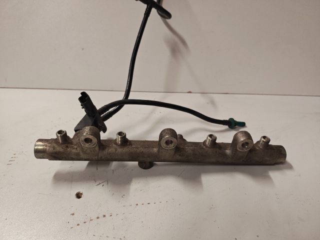 bontott PEUGEOT 307 Közösnyomócső