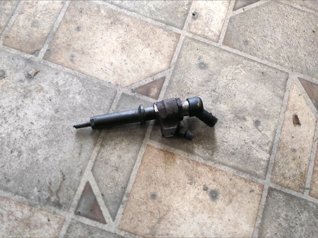 bontott PEUGEOT 307 Porlasztó (1 db)