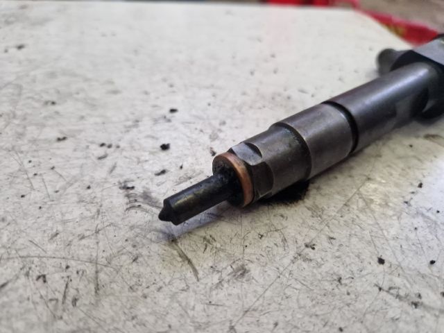 bontott PEUGEOT 307 Porlasztó (1 db)