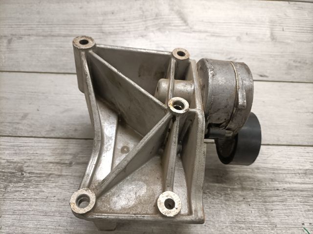 bontott PEUGEOT 307 Vezérlés Lánc / Szíj Feszítő Görgő