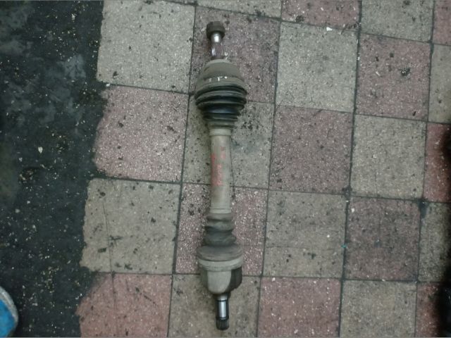 bontott PEUGEOT 307 Bal Féltengely