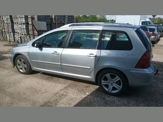 bontott PEUGEOT 307 Bal hátsó Rugó