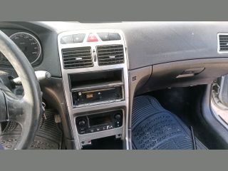 bontott PEUGEOT 307 Bal hátsó Rugó