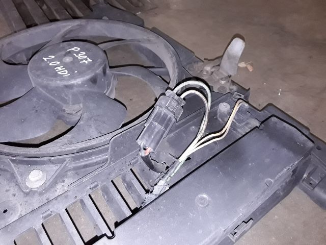 bontott PEUGEOT 307 Hűtőventilátor